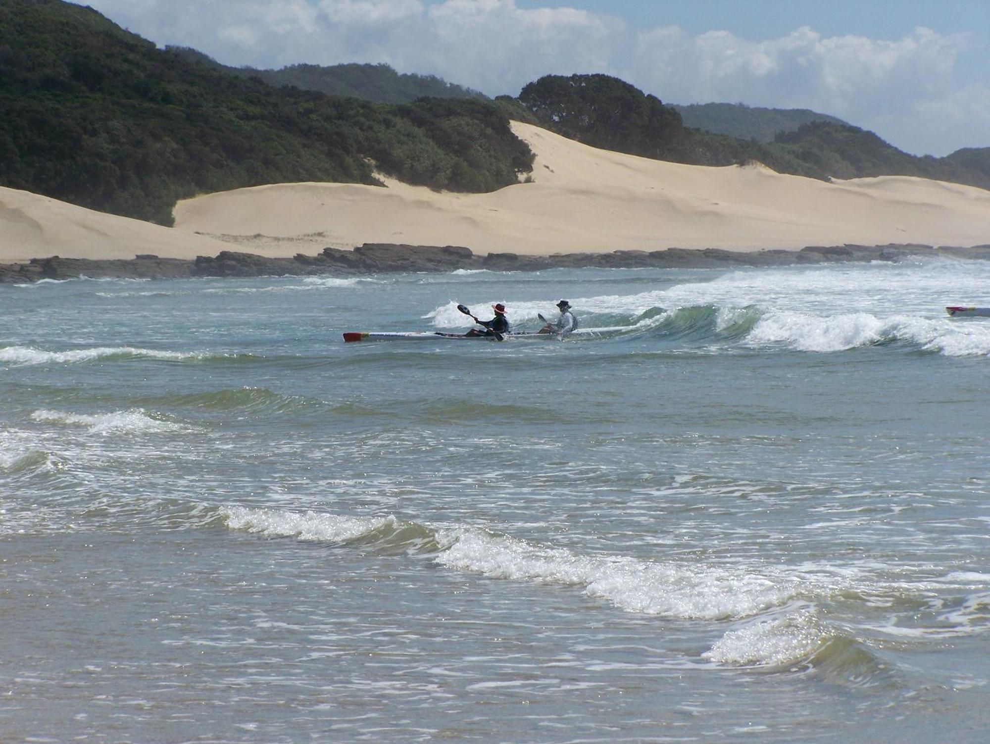 Breeze Inn Guesthouse Kiddʼs Beach Buitenkant foto